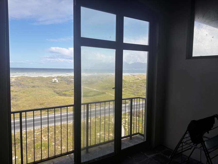 To Let 1 Bedroom Property for Rent in Muizenberg Western Cape